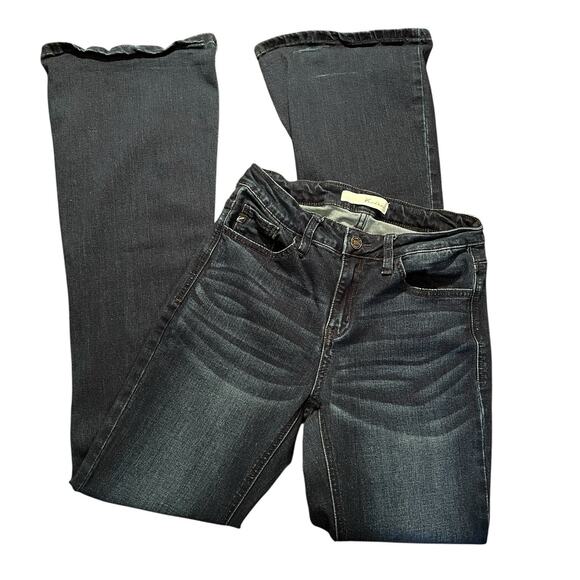 KanCan Jeans Size 7 / 27 Bootcut Stretch Dark Wash Denim Distressed Long 26x33 - Picture 1 of 13